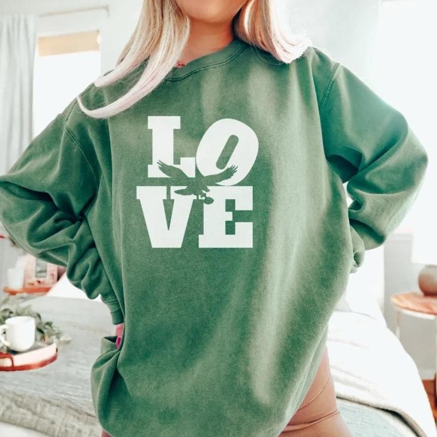 Sudadera Crewneck con temática de Amor,Philadelphia Eagles Tee, jalen hurts shirsey, philadelphia eagles merch, eagles sweatshirt, philadelphia eagles sweatshirt, eagles hooded sweatshirt, eagles shirt