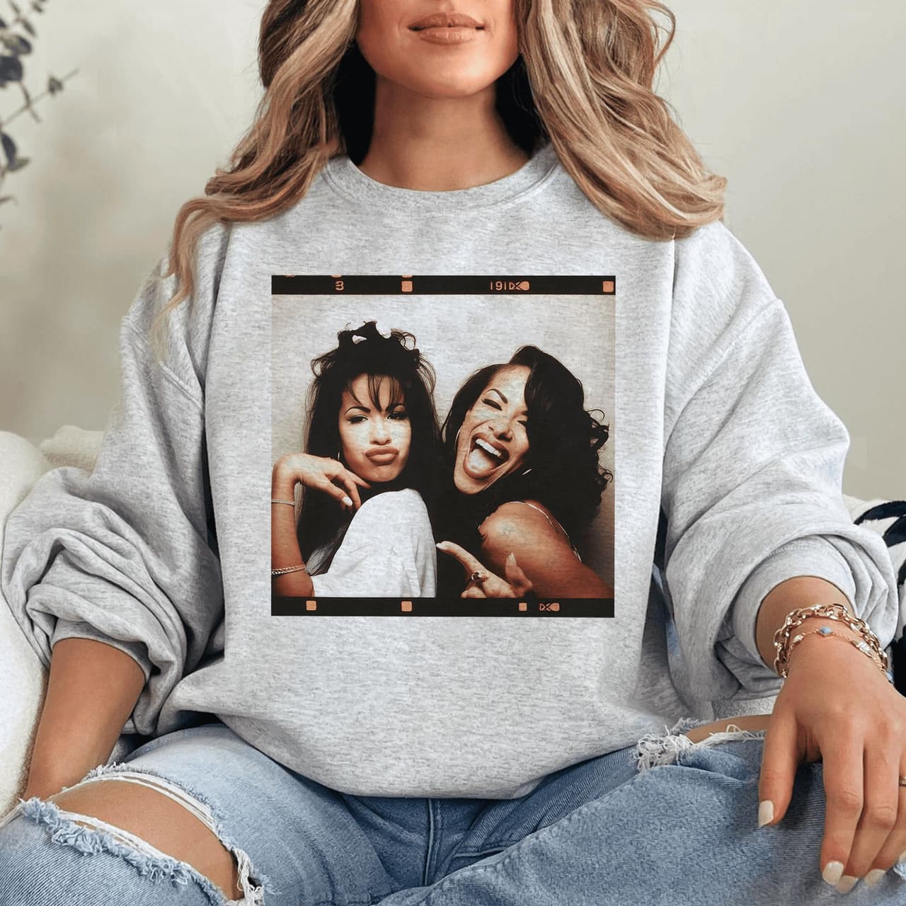 Aaliyah & Selena Quintanilla T-Shirt, Sweatshirt, Hoodie for Men & Women by Comfort Colors – image 1, Selena Tee, Selena Merch, Selena Shirt, Selena Sweatshirt, Selena Hoodie, Selena Clothes