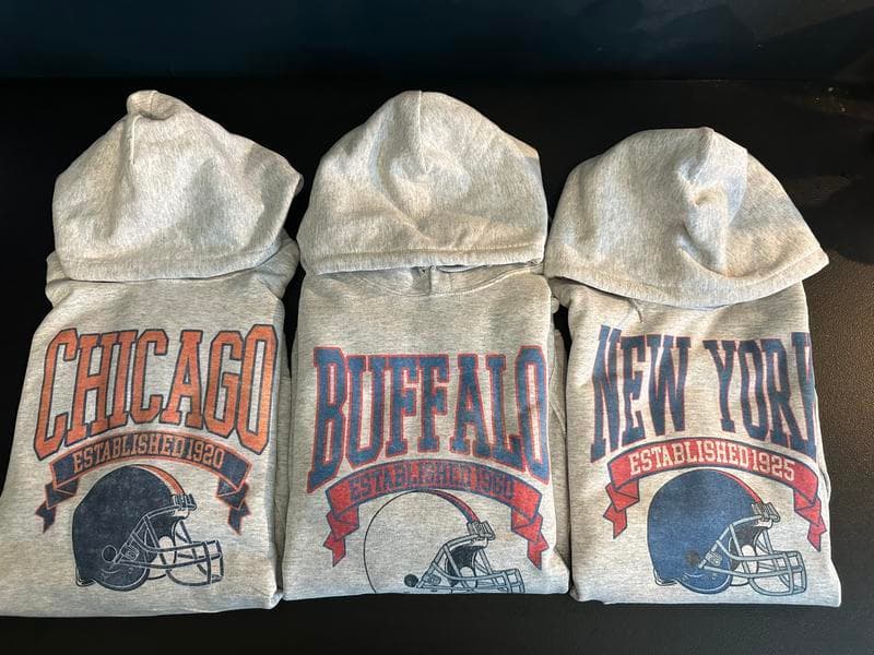 Todos los Equiposs Fútbol Americano Vintage Hoodie, Basic Camisetas for Men and Women, Sudadera For Fútbol Americano Fan – image 1, NFL Tee, San Francisco 49ers Tee, Dallas Cowboys Tee, Detroit Lions Tee, Kansas City Chiefs Tee, Tampa Bay Buccaneers Tee, Arizona Cardinals Tee