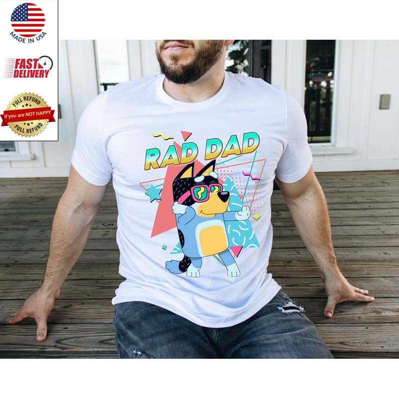 Camiseta Bluey Rad Mom Dad, Playera Chilli Heeler - Regalo Retro para Padres – image 3, Bluey Rad Mom Dad Tee, Bluey Rad Mom Dad Merch, Bluey Rad Mom Dad Shirt, Bluey Rad Mom Dad Sweatshirt, Bluey Rad Mom Dad Hoodie, Bluey Rad Mom Dad Clothes