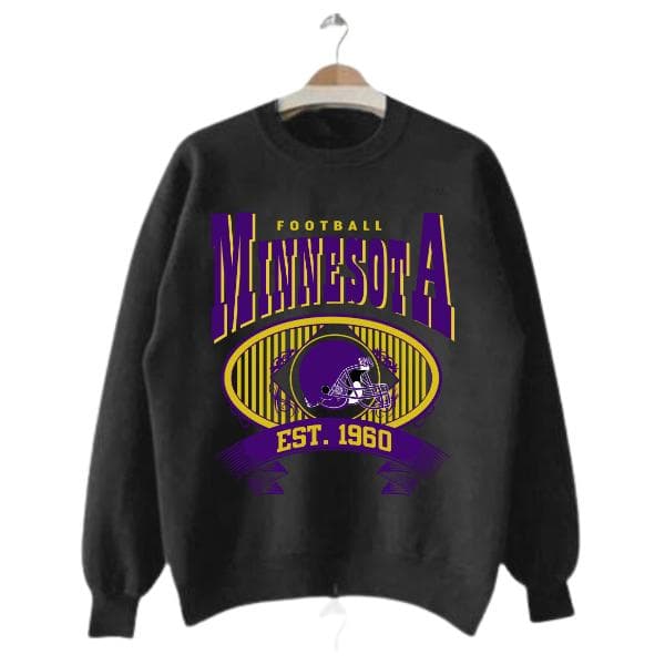 Classic Football Crewneck Sweatshirt - For All Team – image 3, NFL Tee, San Francisco 49ers Tee, Dallas Cowboys Tee, Detroit Lions Tee, Kansas City Chiefs Tee, Tampa Bay Buccaneers Tee, Arizona Cardinals Tee