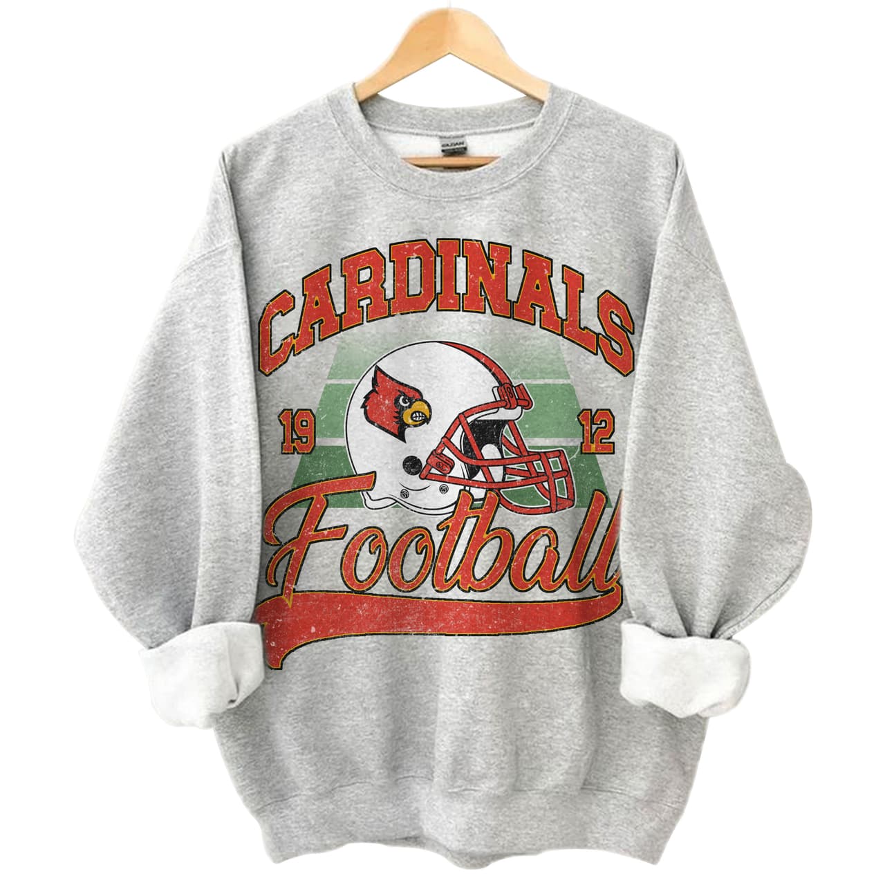 Clásico Louisville Vintage NCAA Football Sudadera - Regalo Unisex de Algodón – image 1, Louisville Cardinals Tee, Louisville Cardinals Merch, Louisville Cardinals Shirt, Louisville Cardinals Sweatshirt, Louisville Cardinals Hoodie, Louisville Cardinals Clothes