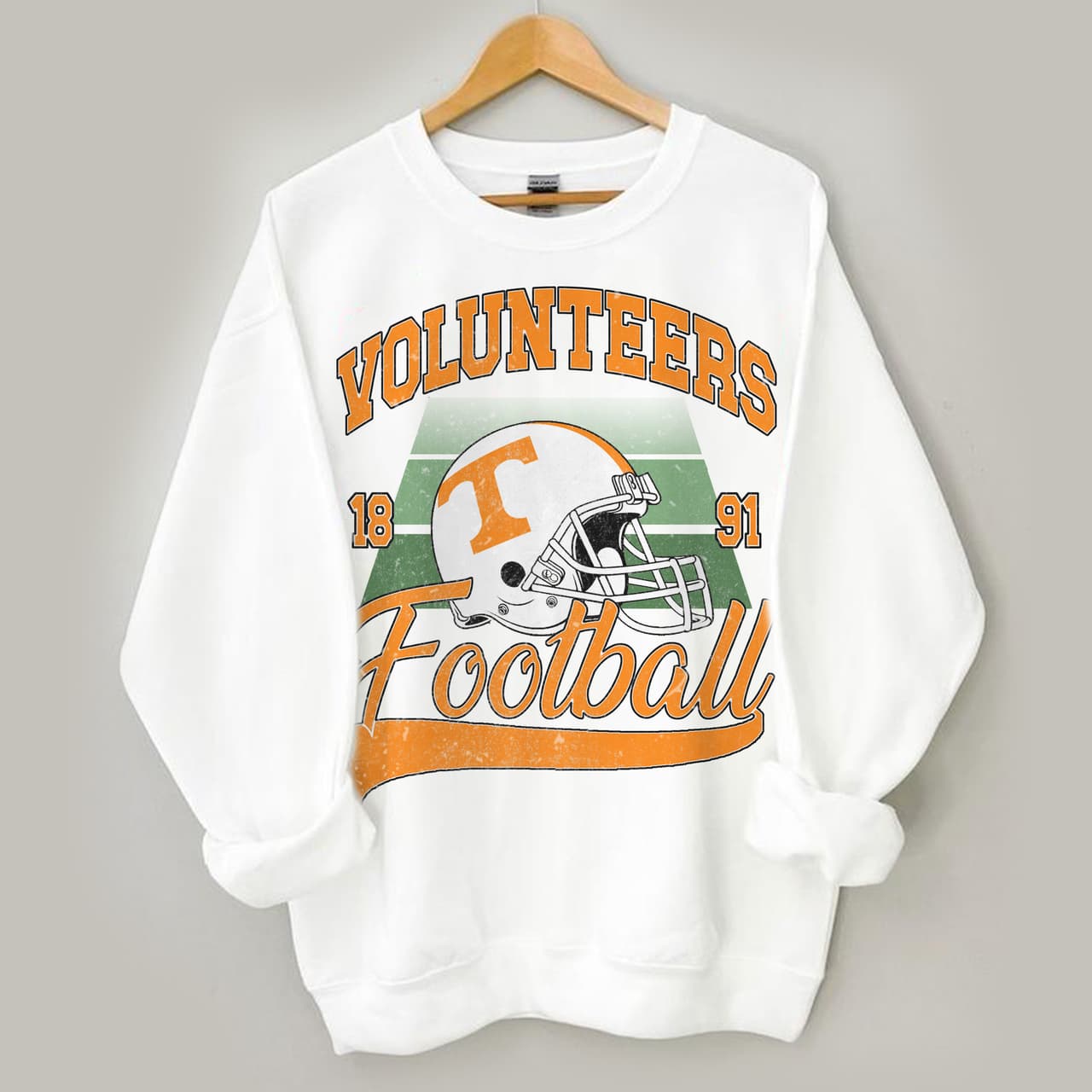 Classic Tennessee Volunteers Vintage NCAA Football Sweatshirt Cotton Unisex – image 3, Tennessee Volunteers Tee, tennessee football shirts, vols shirt, tennessee vols t shirt, tennessee football sweatshirt, tennessee volunteers t shirt, tennessee vols tee shirts