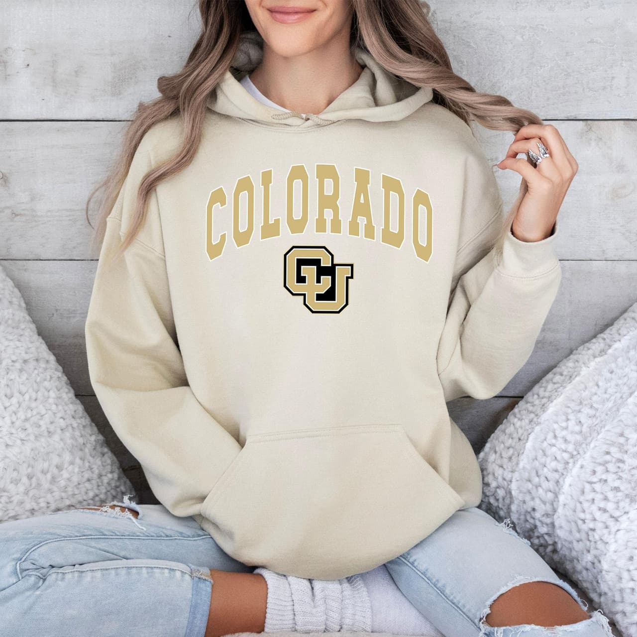 Colorado Buffaloes NCAA Football Camiseta, Sudadera y Suéter con Palabras Grandes – image 3, Colorado Buffaloes Tee, Colorado Buffaloes Merch, Colorado Buffaloes Shirt, Colorado Buffaloes Sweatshirt, Colorado Buffaloes Hoodie, Colorado Buffaloes Clothes