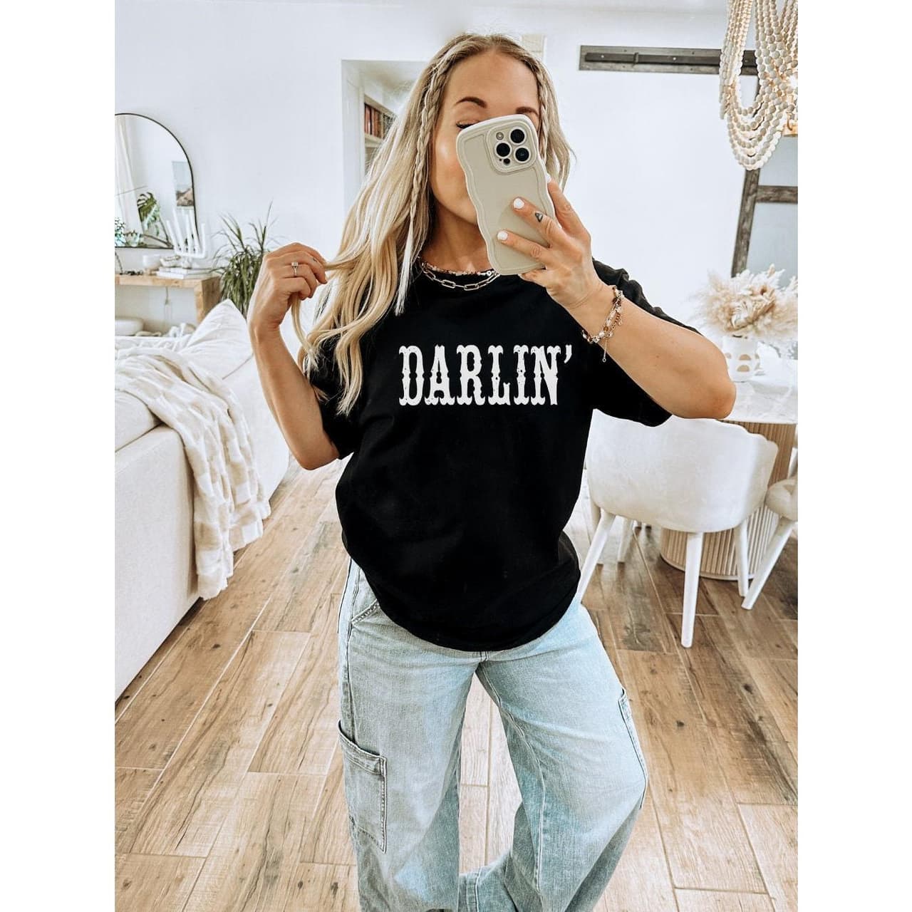 Camiseta Darlin' Comfort Colors | Chica Campestre Nashville Western – image 3, Darlin Tee, Darlin Merch, Darlin Shirt, Darlin Sweatshirt, Darlin Hoodie, Darlin Clothes