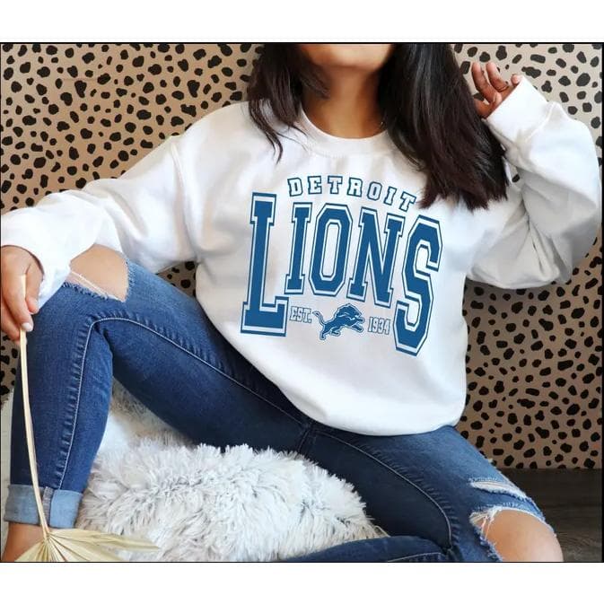 Sudadera con cuello redondo de fútbol de Detroit, Hoodie de fútbol KN2456 – image 1, Detroit Lions Tee, detroit lions shirt, detroit lions tee shirts, detroit lions football shirt, detroit lions sweat shirt, nflshop lions, lions sweatshirt