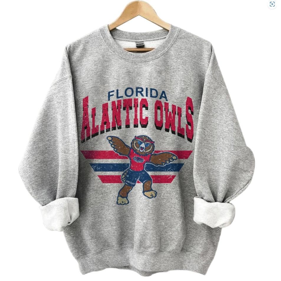 Florida Atlantic Owls Vintage NCAA Football Sweatshirt - Regalo Unisex y para Mujer – image 1, Florida Atlantic Owls Tee, Florida Atlantic Owls Merch, Florida Atlantic Owls Shirt, Florida Atlantic Owls Sweatshirt, Florida Atlantic Owls Hoodie, Florida Atlantic Owls Clothes