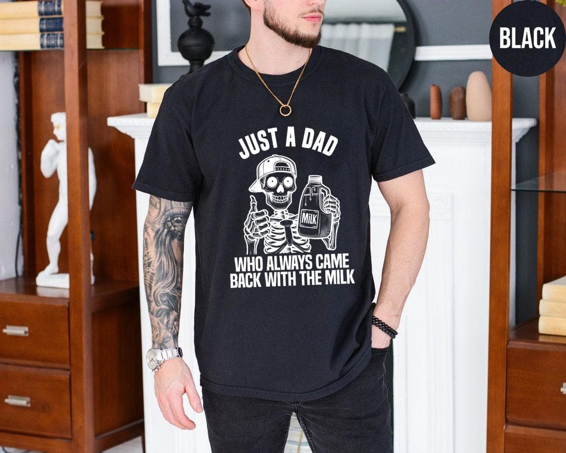 Playera/Sudadera Graciosa 'Papá Leche Esqueleto', Humor Oscuro Día del Padre – image 1, Dad Milk Skeleton Tee, Dad Milk Skeleton Merch, Dad Milk Skeleton Shirt, Dad Milk Skeleton Sweatshirt, Dad Milk Skeleton Hoodie, Dad Milk Skeleton Clothes