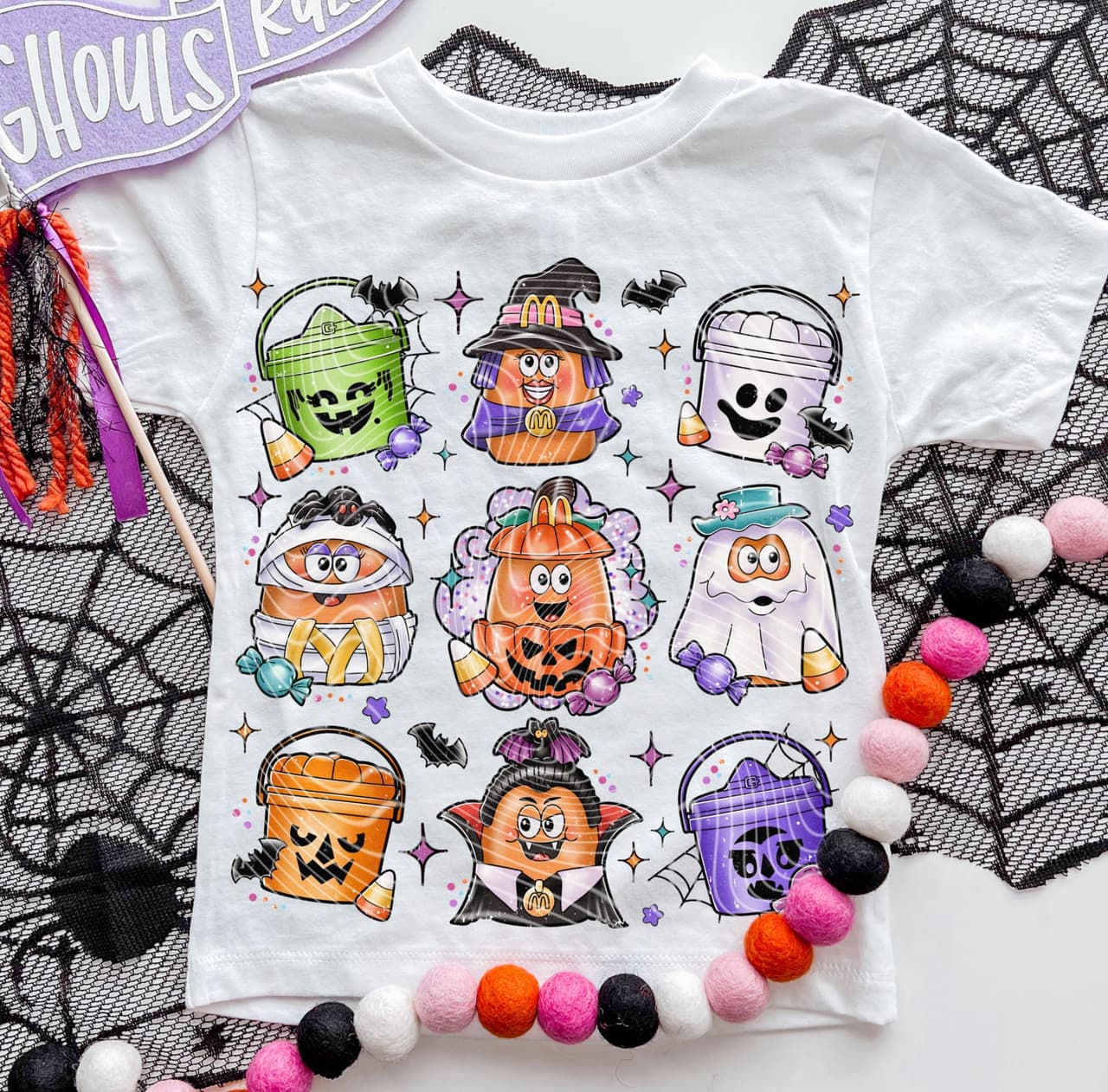 Camiseta de Halloween Nuggets and Buckets, Sudadera Espeluznante, Hoodie Divertido para Disfraces – image 2, Halloween Nuggets and Buckets Tee, halloween shirt, shirt halloween, halloween town sweatshirt, halloweentown sweatshirt, disney halloween shirts, hocus pocus merch
