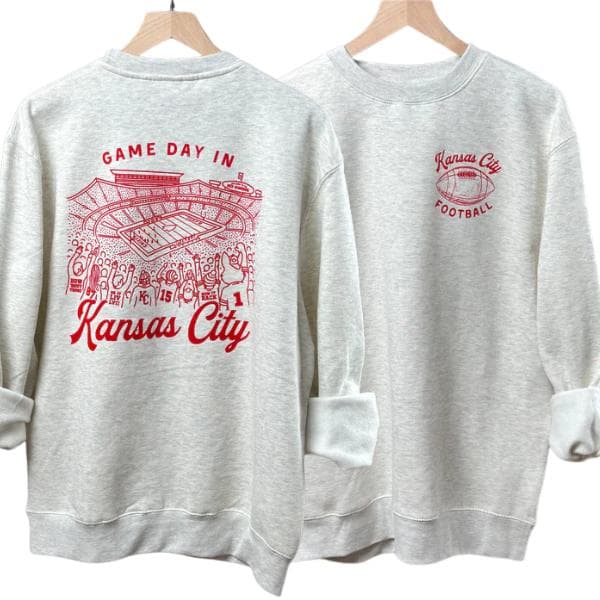 Sudadera de fútbol Kansas City, unisex – image 1, Kansas City Chiefs Tee, kansas chiefs merch, travis kelce shirt, travis kelce tshirt, kansas city chiefs sweatshirt, chiefs sweatshirts, kc chiefs sweatshirts