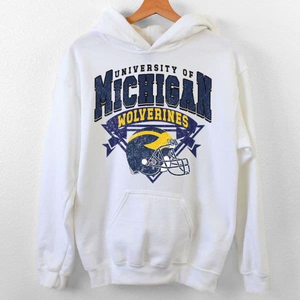 Michigan Wolverines Unisex Vintage NCAA Football: Sudadera, Camiseta, Sudadera con Capucha – image 4, Michigan Wolverines Tee, michigan wolverines shirt, michigan wolverines sweatshirt, michigan wolverines hoodie