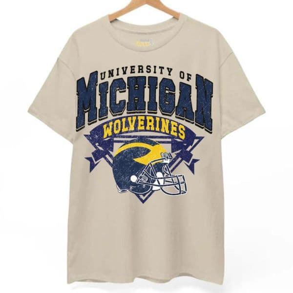 Michigan Wolverines Unisex Vintage NCAA Football: Sudadera, Camiseta, Sudadera con Capucha – image 3, Michigan Wolverines Tee, michigan wolverines shirt, michigan wolverines sweatshirt, michigan wolverines hoodie