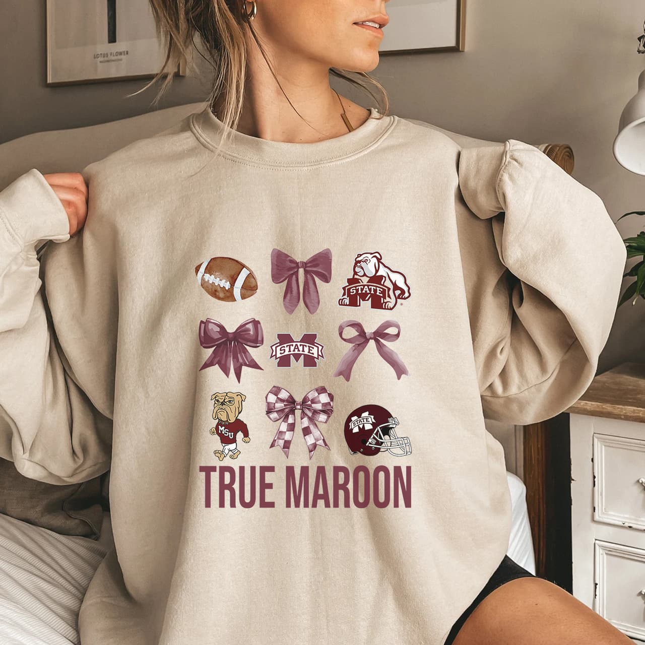 Mississippi State Bulldogs Football Coquette Sudadera, Vintage NCAA Unisex – image 1, Mississippi State Bulldogs Tee, Mississippi State Bulldogs Merch, Mississippi State Bulldogs Shirt, Mississippi State Bulldogs Sweatshirt, Mississippi State Bulldogs Hoodie, Mississippi State Bulldogs Clothes