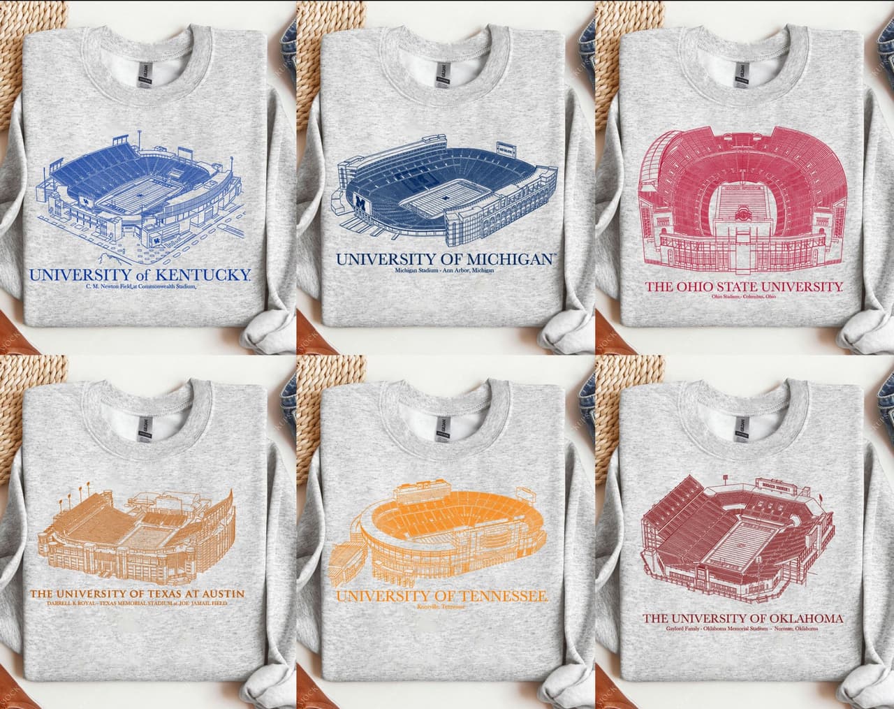 NCAA College Stadium Sudaderas Pullover - Algodón Suave Regalos para Fan – image 1, Vintage College Tee, NCAA T-Shirt, Alabama Crimson Tide tshirt, Ohio State Buckeyes tshirt, Texas Longhorns tshirt, Georgia Bulldogs tshirt, Michigan Wolverines tshirt