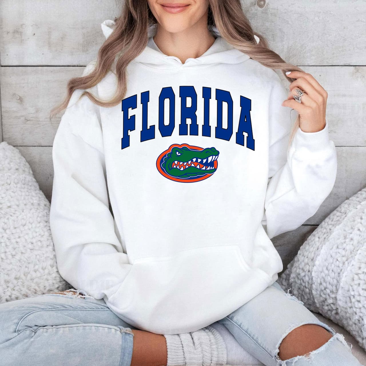NCAA Florida Gator fútbol Team With Big Words T-Camiseta, Sweater, Sudadera con capucha, Graphic NCAA Team Camiseta, Gift Camiseta For Men, Women – image 3, Florida Gators Tee, florida gators t shirt, florida gators tee shirts, gator football shirts, florida football shirt, florida gators shirt, gator shirts