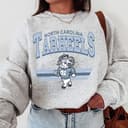 Sudadera Unisex North Carolina Tar Heels Vintage NCAA Football 1 small thumbnail