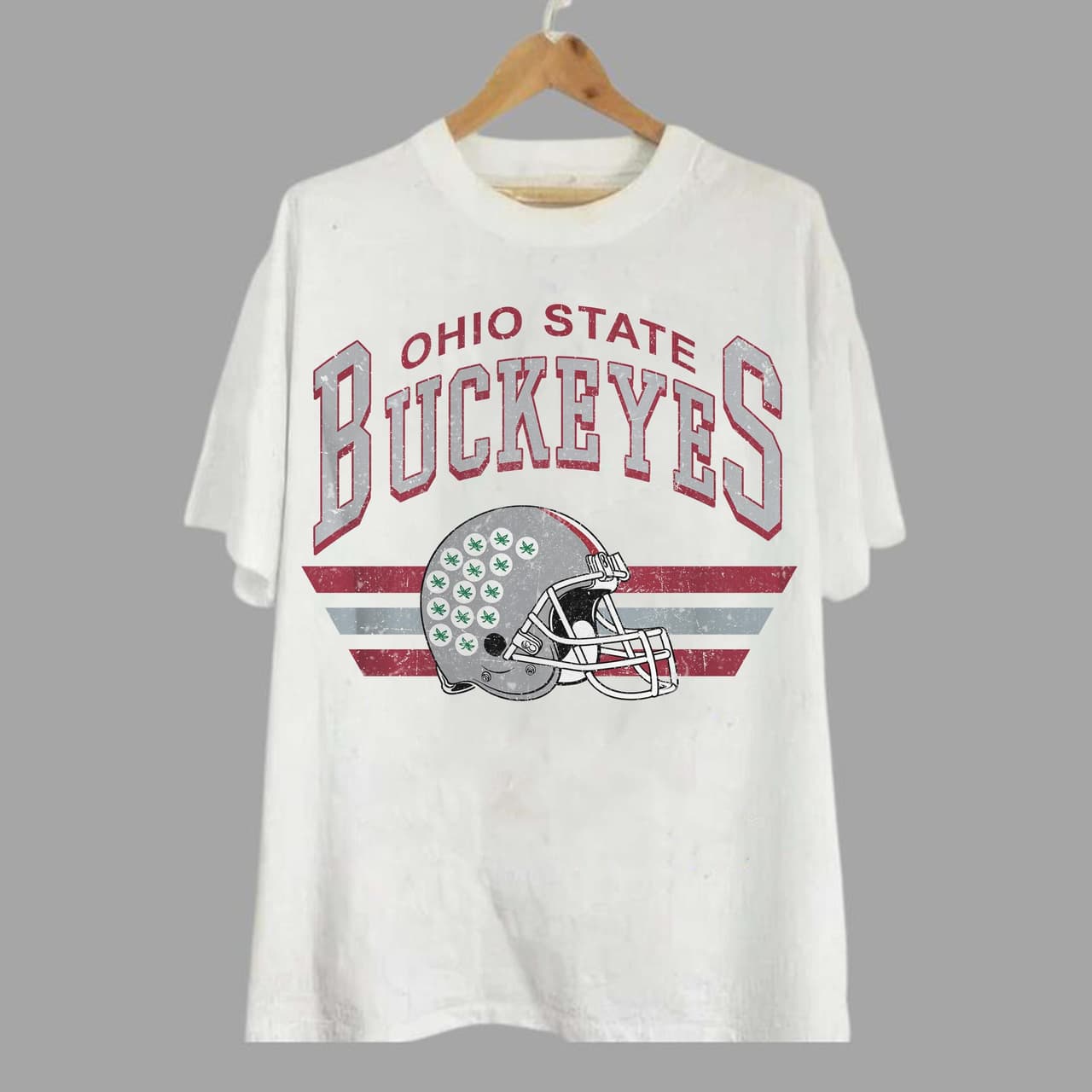 Ohio State Buckeyes Camiseta Vintage NCAA Football - Regalo Unisex para Fan – image 1, Ohio State Buckeyes Tee, ohio state buckeyes shirt, ohio state buckeyes tshirt, ohio state buckeyes sweatshirt, ohio state buckeyes hoodie