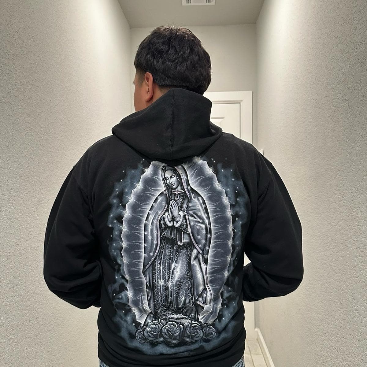 Old School Virgen Mary Hoodie y Sudadera – image 1, Virgen Mary Tee, Virgen Mary Merch, Virgen Mary Shirt, Virgen Mary Sweatshirt, Virgen Mary Hoodie, Virgen Mary Clothes