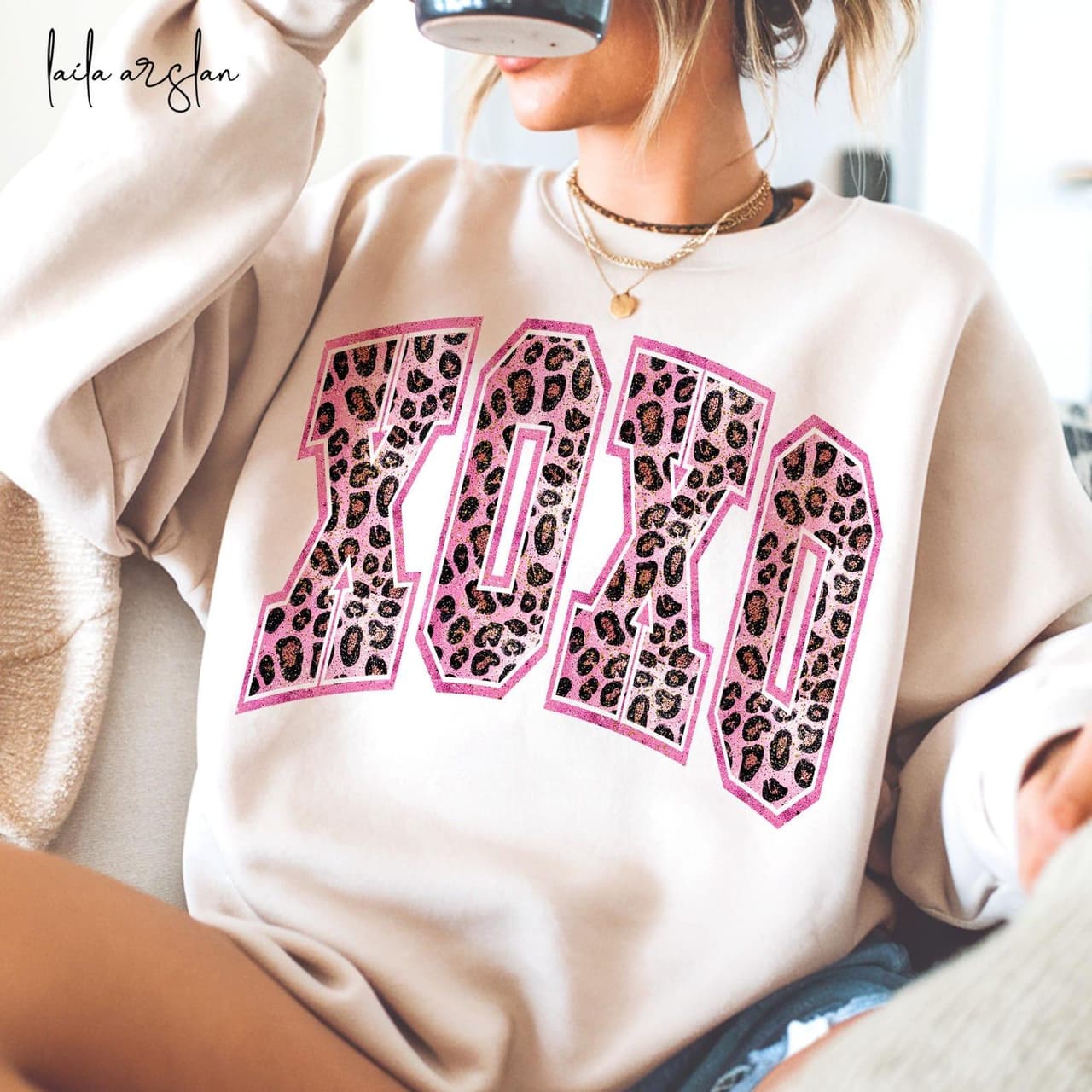 Sudadera con Capucha, Sudadera y Camiseta XOXO Leopardo Brillo Rosa San Valentín – image 2, XOXO Tee, XOXO Merch, XOXO Shirt, XOXO Sweatshirt, XOXO Hoodie, XOXO Clothes