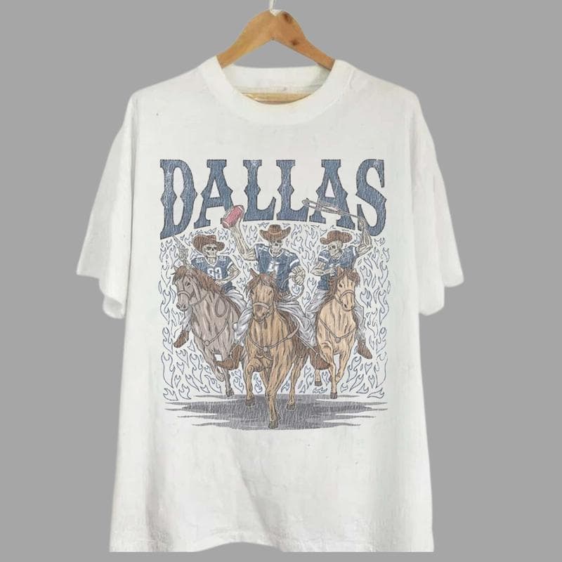 Retro Skeleton Todos los Equiposs Fútbol Americano T-shirt, Gildan 5000 Unisex Cuello Redondo Clásico Sudadera, Todos los Equiposs Fútbol Americano Hoodie – image 3, NFL Tee, San Francisco 49ers Tee, Dallas Cowboys Tee, Detroit Lions Tee, Kansas City Chiefs Tee, Tampa Bay Buccaneers Tee, Arizona Cardinals Tee