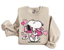 Snoopy Día de San Valentín Amor Corazones Patas Sudadera y Hoodie Regalo 1 small thumbnail