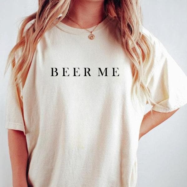 Sudadera, Camiseta y Hoodie Unisex Minimalista para Beber Beer Me – image 2, Beer Me Tee, Beer Me Merch, Beer Me Shirt, Beer Me Sweatshirt, Beer Me Hoodie, Beer Me Clothes