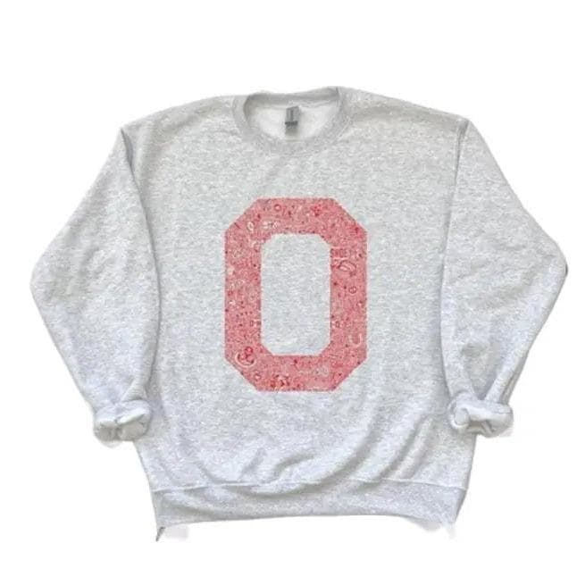 Unisex Ohio State Buckeyes 'The O' Hoodie, Sweatshirt y T-Shirt – image 1, Ohio State Buckeyes Tee, Ohio State Buckeyes Merch, Ohio State Buckeyes Shirt, Ohio State Buckeyes Sweatshirt, Ohio State Buckeyes Hoodie, Ohio State Buckeyes Clothes