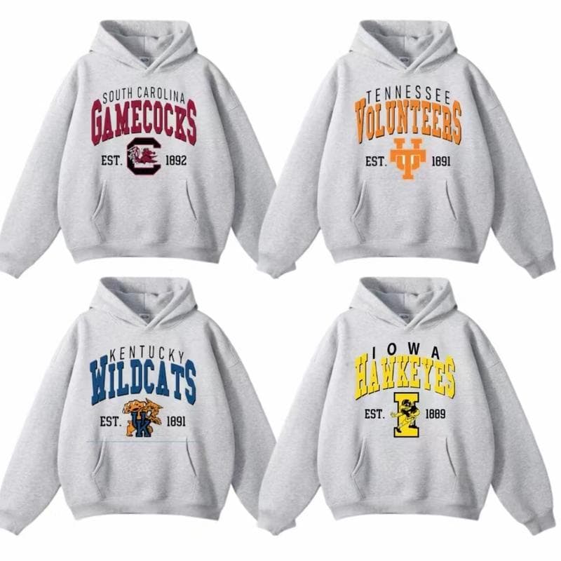 Sudadera con Capucha Gráfica Unisex Vintage NCAA All Teams - Algodón – image 1, Vintage College Tee, NCAA T-Shirt, Alabama Crimson Tide tshirt, Ohio State Buckeyes tshirt, Texas Longhorns tshirt, Georgia Bulldogs tshirt, Michigan Wolverines tshirt