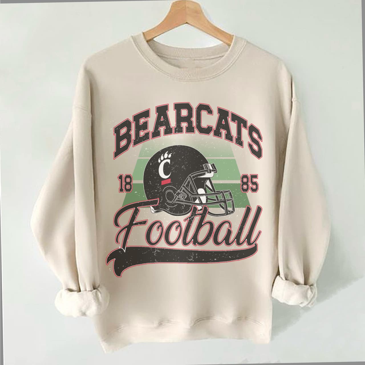 Sudadera Unisex Vintage Cincinnati Bearcats NCAA Fútbol Americano – image 2, Cincinnati Bearcats Tee, Cincinnati Bearcats Merch, Cincinnati Bearcats Shirt, Cincinnati Bearcats Sweatshirt, Cincinnati Bearcats Hoodie, Cincinnati Bearcats Clothes