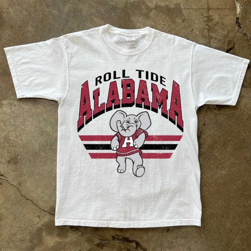 Vintage Universitaria Todos los Equipos NCAA T-Camiseta, Vintage Mascota Sudadera, Todos los Equiposs Universitaria Clásico Hoodie, Comfort Color – image 5, Vintage College Tee, NCAA T-Shirt, Alabama Crimson Tide tshirt, Ohio State Buckeyes tshirt, Texas Longhorns tshirt, Georgia Bulldogs tshirt, Michigan Wolverines tshirt