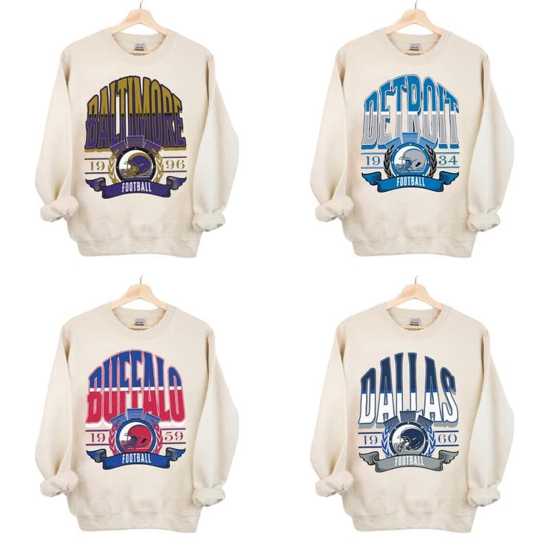 Vintage Fútbol americano Todos los equipos Sudadera Collection - Classic Unisex Retro, Big Word Graphic Fútbol americano Crewneck Sudadera, American Fútbol americano Fan, Fútbol americano Thowback Vintage Todos los equiposs Sudadera – image 3, NFL Tee, San Francisco 49ers Tee, Dallas Cowboys Tee, Detroit Lions Tee, Kansas City Chiefs Tee, Tampa Bay Buccaneers Tee, Arizona Cardinals Tee
