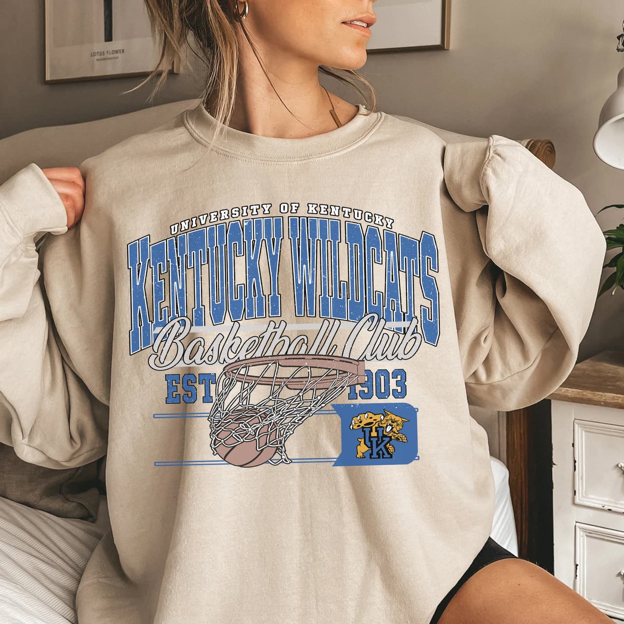Vintage NCAA Kentucky Wildcats Men's Basketball Sweatshirt Fan – image 3, Kentucky Wildcats Tee, Kentucky Wildcats Merch, Kentucky Wildcats Shirt, Kentucky Wildcats Sweatshirt, Kentucky Wildcats Hoodie, Kentucky Wildcats Clothes