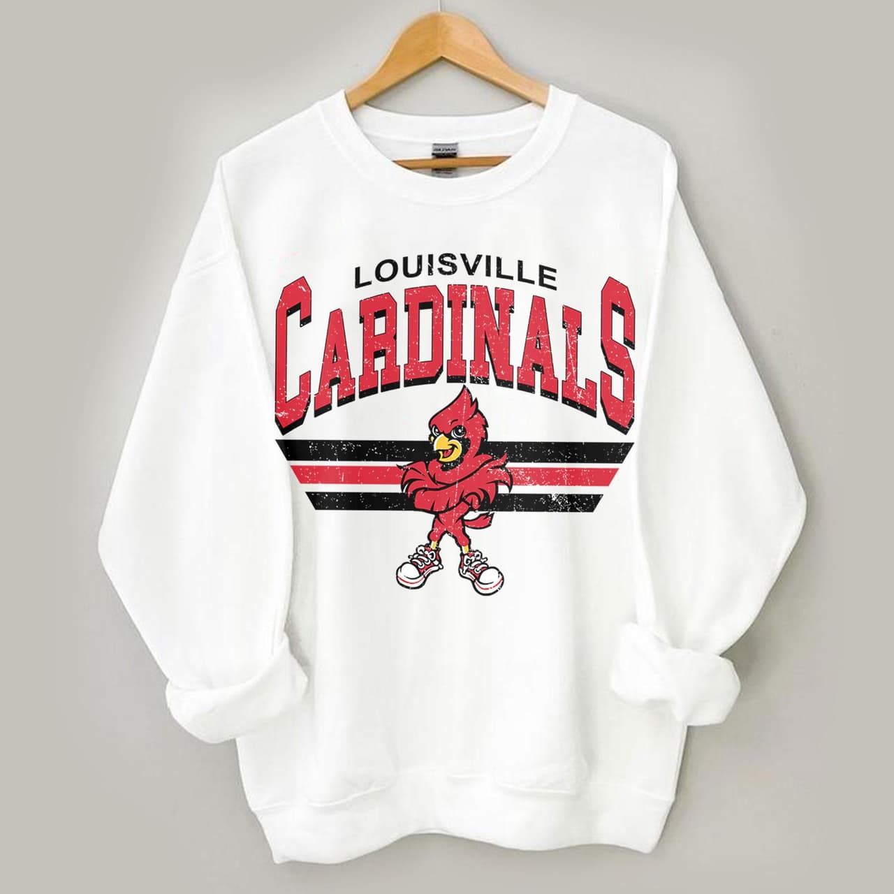 Vintage NCAA Louisville Team Camiseta, Suéter, Sudadera, Regalo – image 2, Louisville Cardinals Tee, Louisville Cardinals Merch, Louisville Cardinals Shirt, Louisville Cardinals Sweatshirt, Louisville Cardinals Hoodie, Louisville Cardinals Clothes