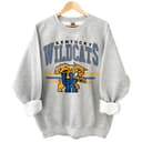 Vintage NCAA Team Kentucky Wildcats With T-Camiseta, Sweater, Sudadera con capucha, Graphic NCAA baloncesto - fútbol - Baseball Team Camiseta, Gift For Men, Women 1 small thumbnail