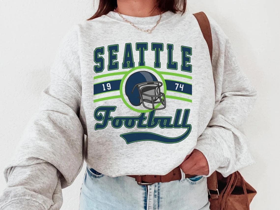 Vintage Seattle Football Crewneck, Graphic Team Shirt Regalo para Fan – image 1, Seattle Seahawks Tee, seattle seahawks merch, seattle seahawks, seattle seahawks shirt, seattle seahawks tshirt, seahawks hoodie, seattle seahawks hoodie