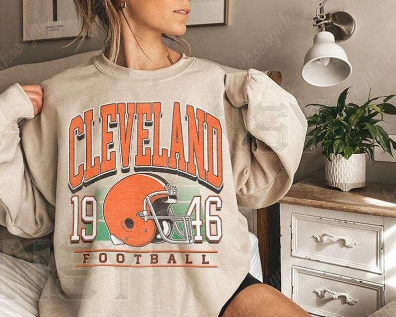 Vintage Style Cleveland Football Sweatshirt, Cleveland Football Shirt, Retro Cleveland Hoodie, Football Crewneck Sweatshirt, Hoodie, Comfort Colors – image 3, Cleveland Browns Tee, browns shirts, browns hooded sweatshirt, cleveland browns shirt, cleveland browns t shirt, cleveland browns tee shirts, cleveland browns football shirts