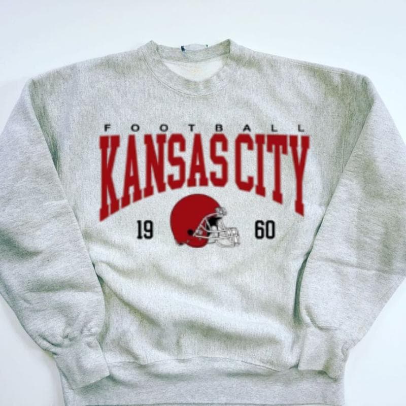 Vintage tsyle Footnall Team Sweatshirt_ Cotton Pullover for Fan Of All Team Football Sprot – image 2, NFL Tee, San Francisco 49ers Tee, Dallas Cowboys Tee, Detroit Lions Tee, Kansas City Chiefs Tee, Tampa Bay Buccaneers Tee, Arizona Cardinals Tee