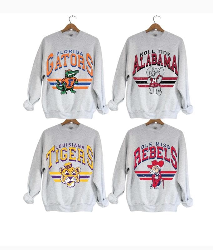 Vintage Unisex Universitaria Todos los Equiposs NCAA Sudadera, Hoodie Gifts For Fan - Vintage Clásico Camiseta, Comfort Color – image 1, Vintage College Tee, NCAA T-Shirt, Alabama Crimson Tide tshirt, Ohio State Buckeyes tshirt, Texas Longhorns tshirt, Georgia Bulldogs tshirt, Michigan Wolverines tshirt