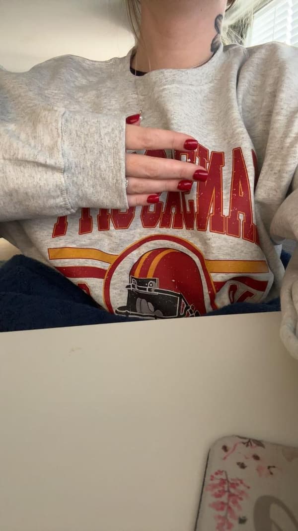 Alli Jannet added a photo of their purchase